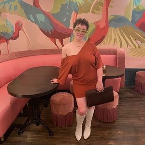 Meet your Posher, Miriam